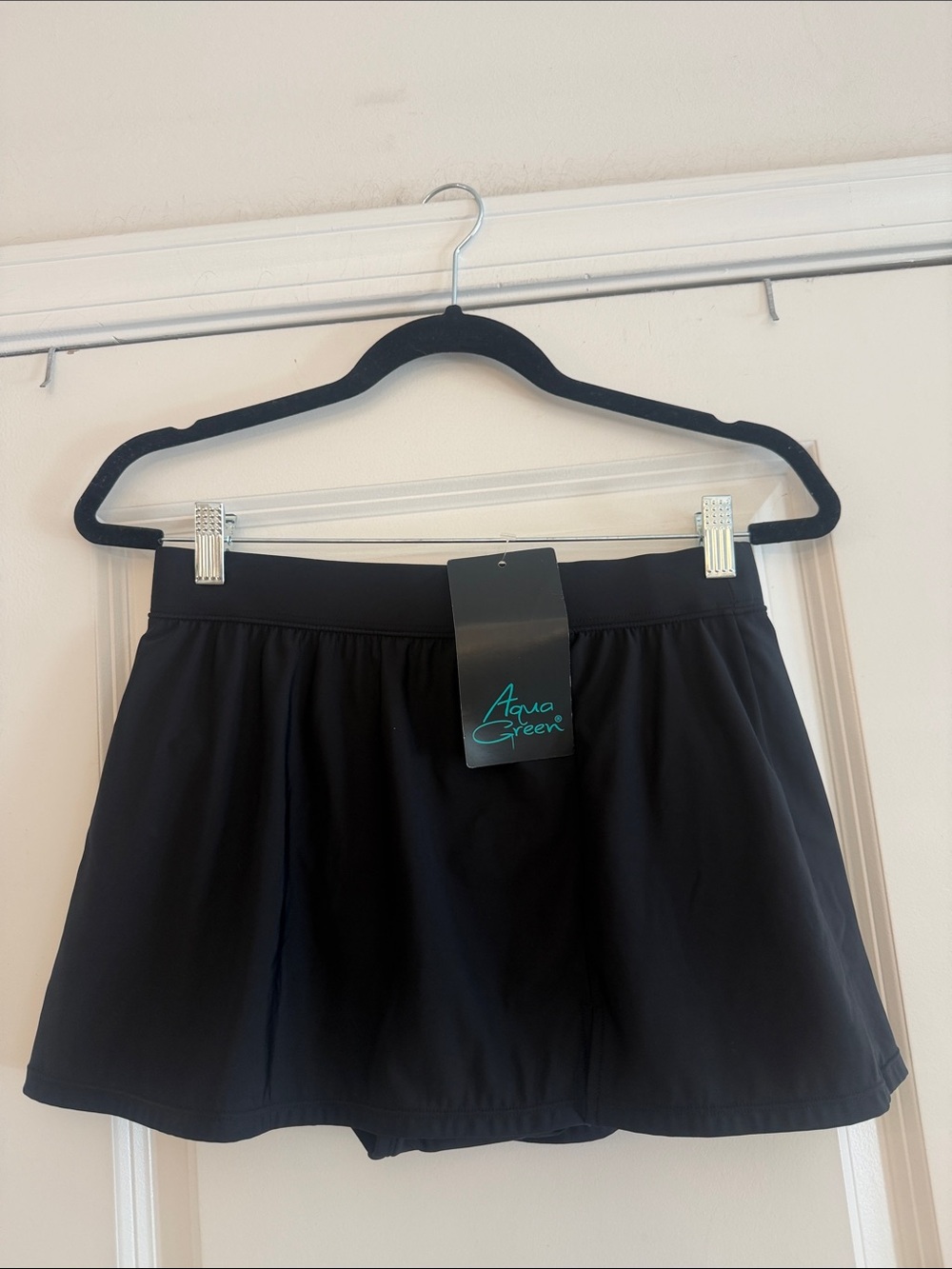 NEW💕 Swim SKORT with shorts. Size Medium!